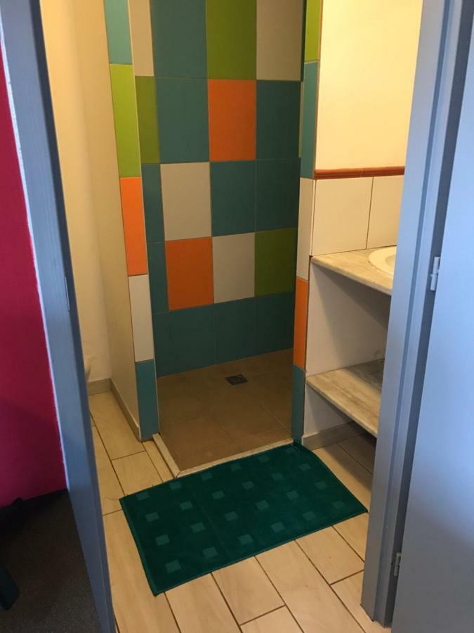 Les Studines Lejlighed Roanne Eksteriør billede